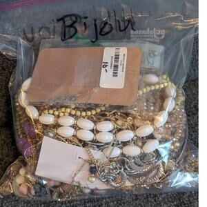 Jewelry Lot Bijoux Wearable Over 4 Lbs Mixed Jewelry Mystery Bag